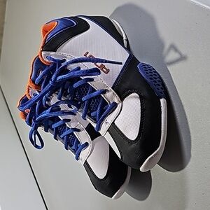 And1 blue and white size 6.5 athletic shoes